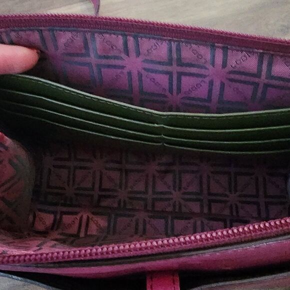 Lodis Audrey Under Lock & Key Vicky Convertible Crossbody Clutch - Picture 6 of 9